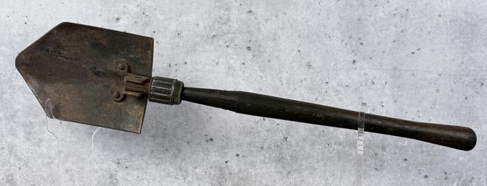 WW2 Ames US Army Entrenching Folding Shovel