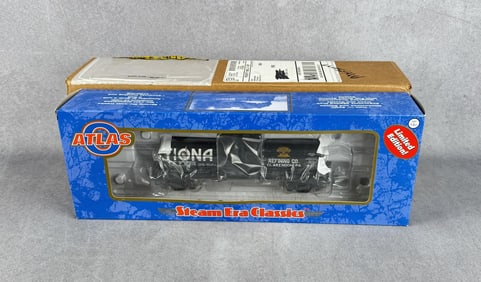 Atlas Tiona Refining O Scale Train Tanker Car