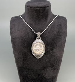 Sarda Mother of Pearl Sterling Silver Necklace