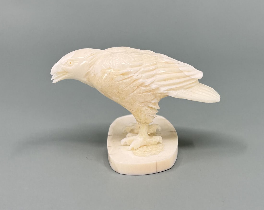 Leonard Savage Alaskan Eskimo Inuit Carved Eagle (1 of 4)