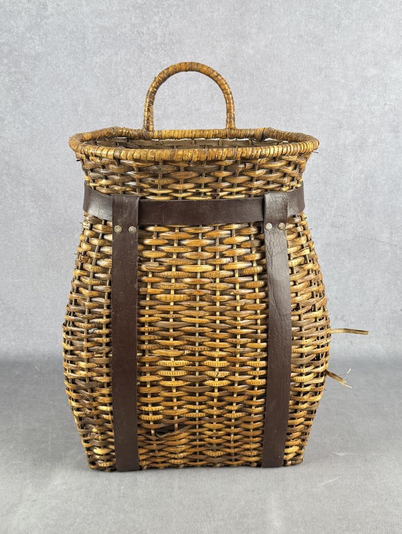 Wicker Trapping Basket: 20 1/2" by 14" by 9"
