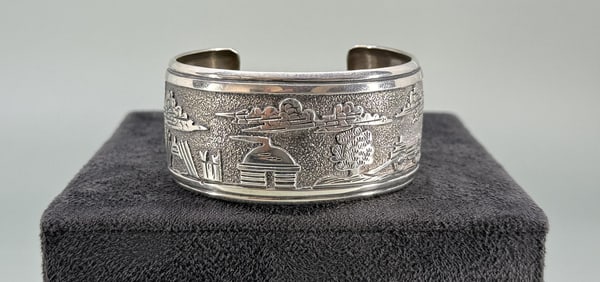 Tommy Singer Navajo Sterling Storyteller Bracelet