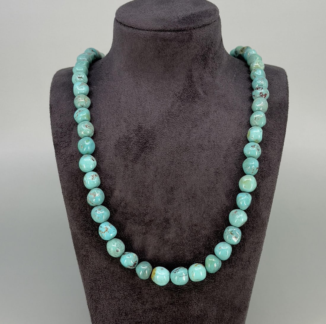 Old Pawn Navajo Turquoise Ball Necklace (1 of 3)