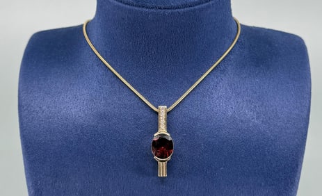 18K Gold Diamond & Garnet Necklace