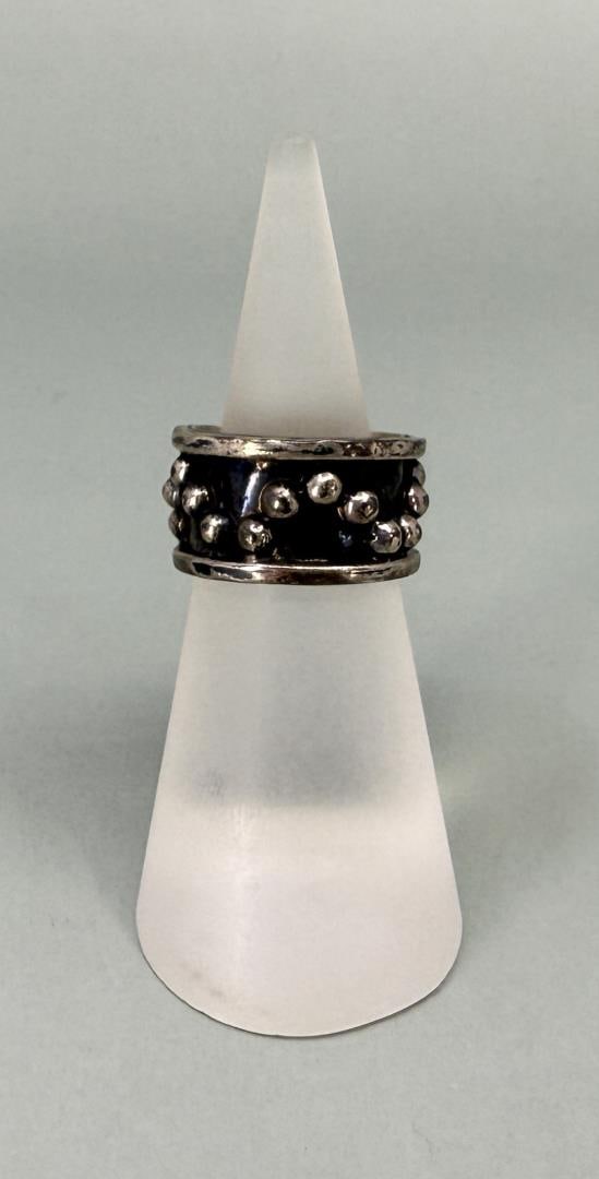 Mexico Chunky Sterling Silver Ring (1 of 5)
