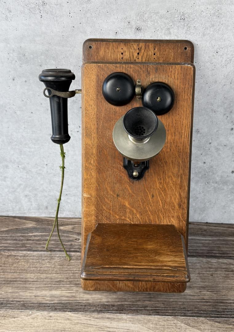 Antique Oak Telephone: As-is condition for repair only.