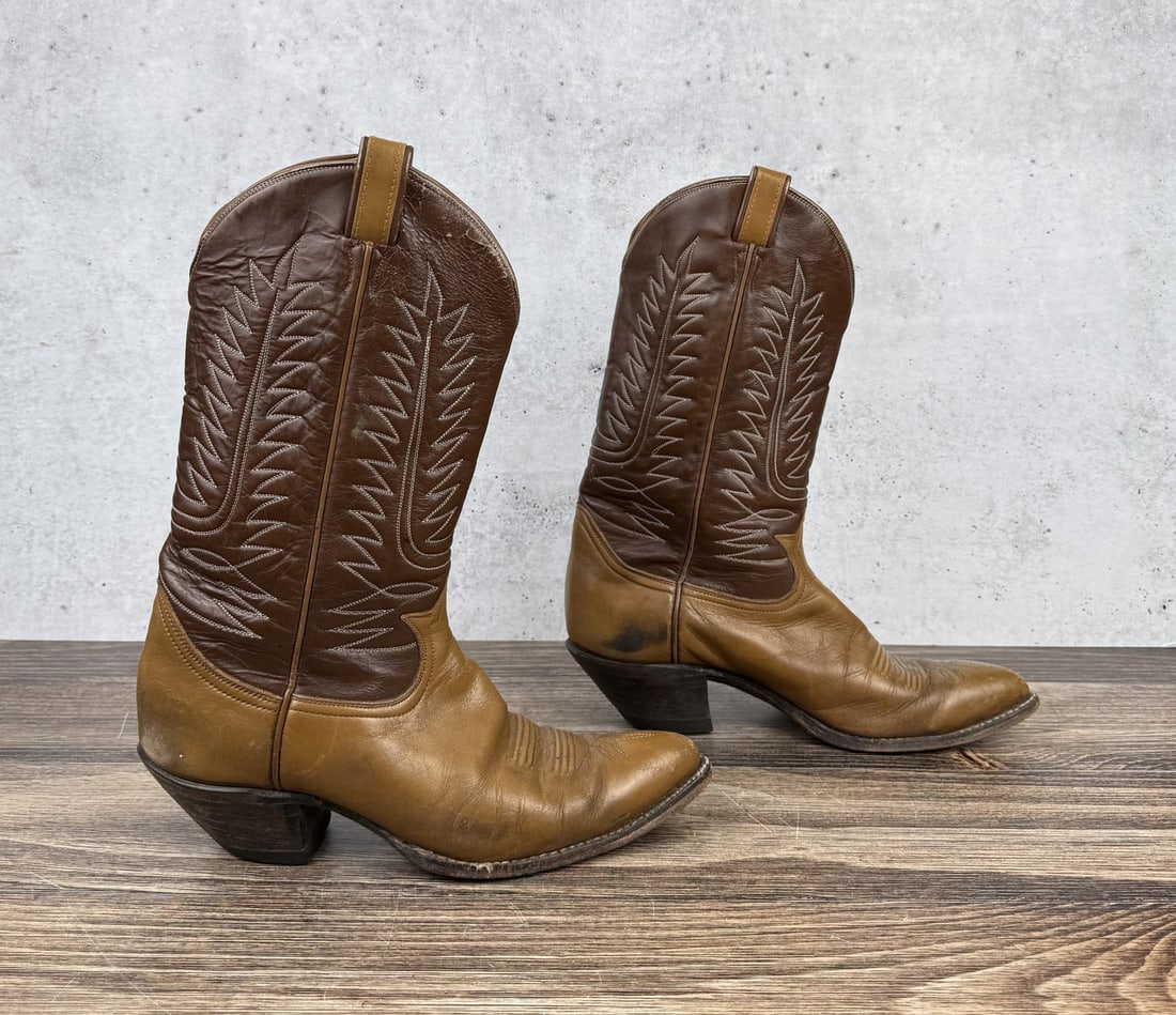 Tony Lama 6225 Cowboy Boots: Size 10 1/2 B