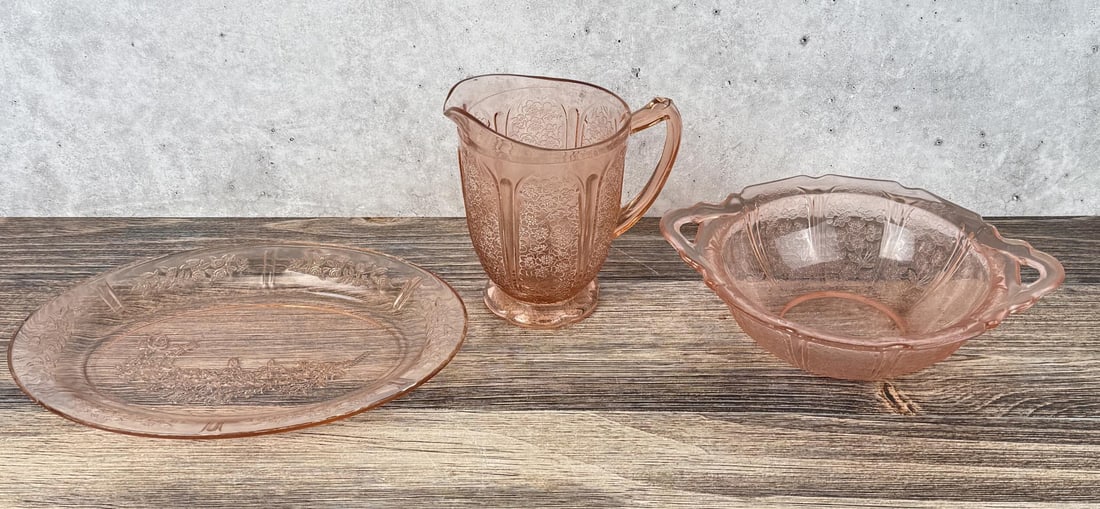 Jeannette Pink Cherry Blossom Depression Glass: Nice grouping