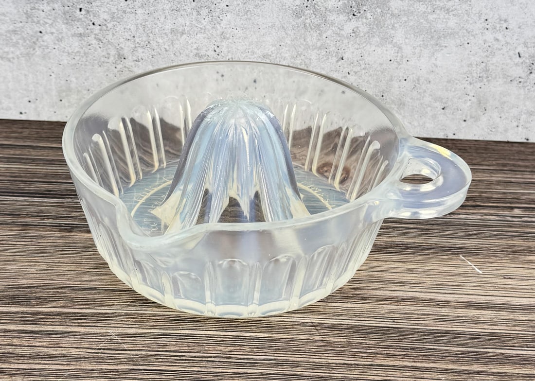 Fry Blue Goose Fruit Opalescent Juice Reamer: 6 1/4" diameter, 2 7/8" tall.