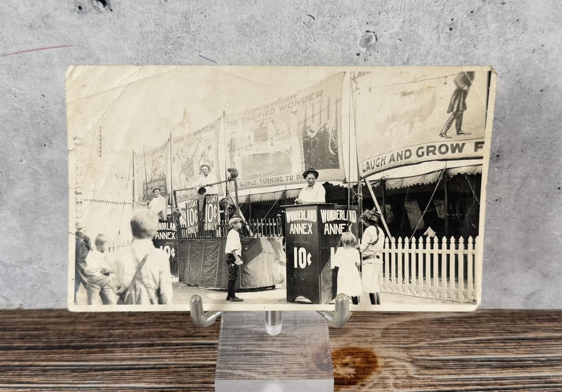 Wonderland Annex Coney Island Freakshow Photo (1 of 3)