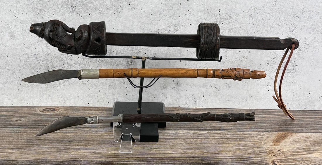 Indonesian South Pacific Knife Set (1 of 11)