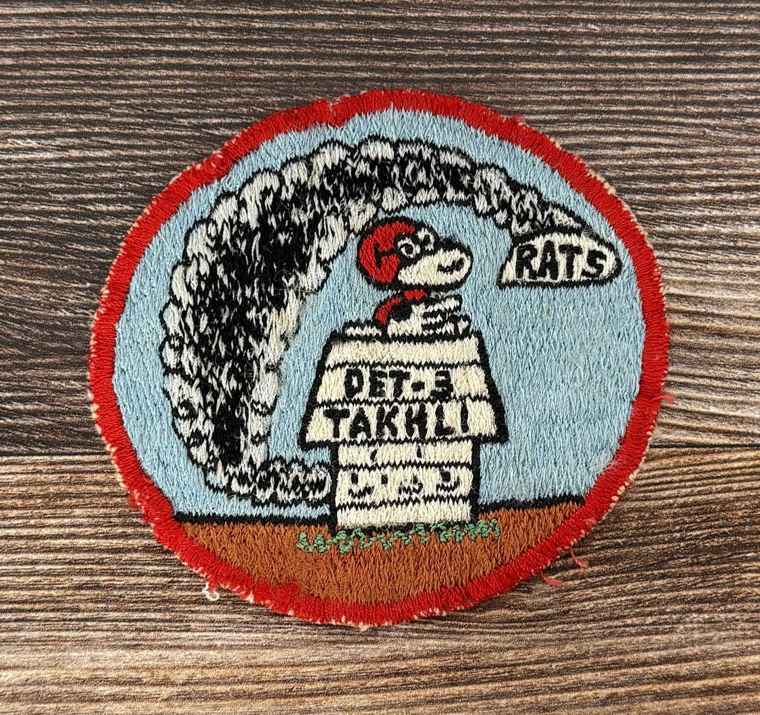 Vietnam War Det-3 Snoopy Patch: Original Vietnam War Era Patch. 3 1/4" diameter. Provenance: Lifetime Military Memorabilia & Arms Collection of Peter L. Knepton (1956-2023 Savannah, Georgia)