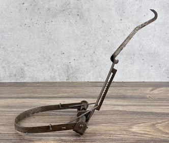 Newhouse Oneida Community No 2 Tree Trap