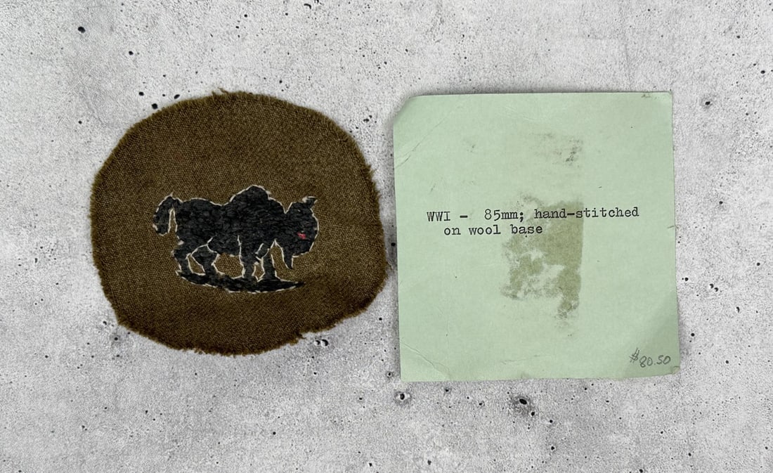 WWI WW1 92nd Infantry Buffalo Soldier Patch: Theater made on wool. 3 1/2" diameter.