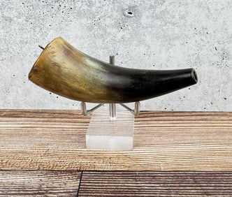 Antique Frontier Powder Horn