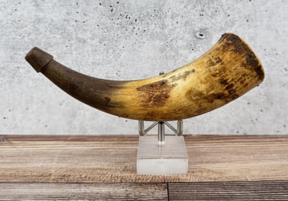 Antique Frontier Powder Horn