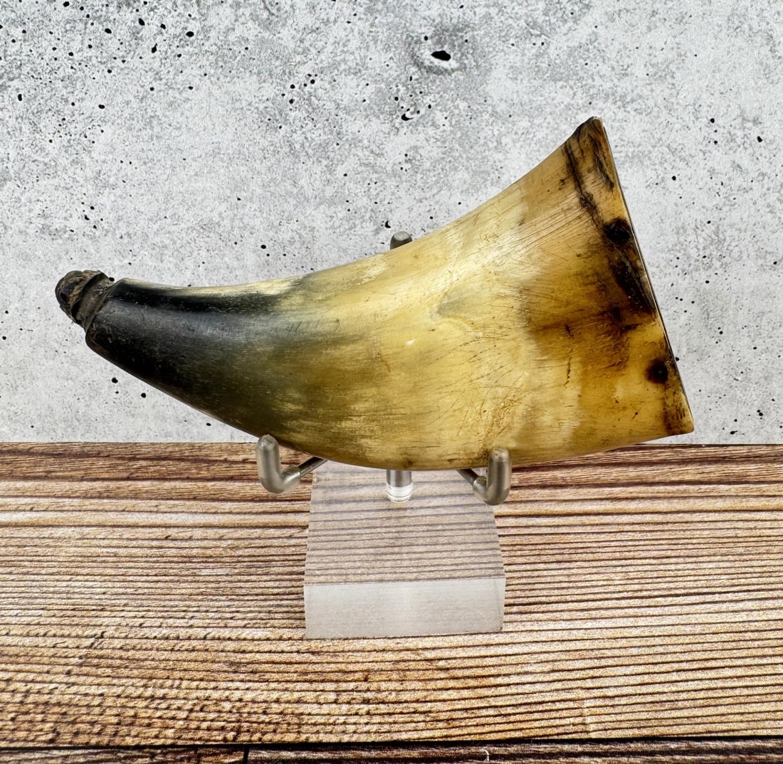Antique Frontier Powder Horn: 4 1/2" long