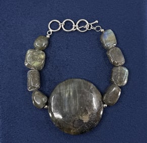 VJC Labradorite Bracelet