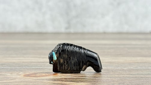 Raybert Kanteena Zuni Carved Buffalo Fetish