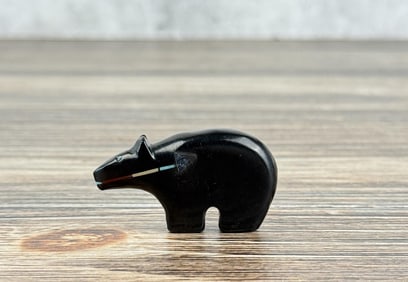 Zuni Carved Heartline Bear Fetish