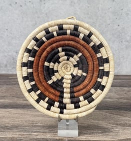 Hopi Indian Second Mesa Supai Pattern Basket