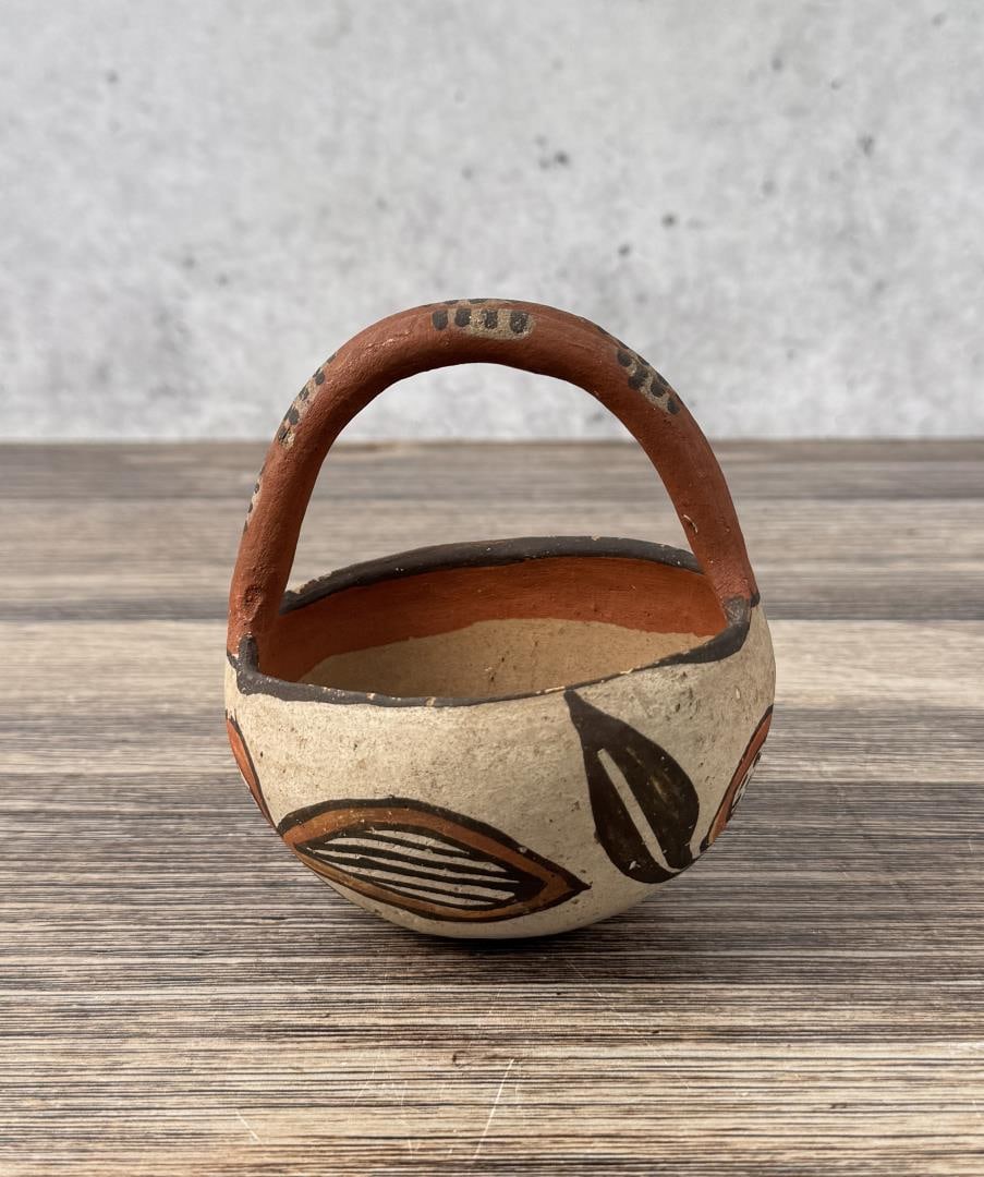 Isleta Pueblo Pottery Basket: 4 1/2" tall, 4" diameter.