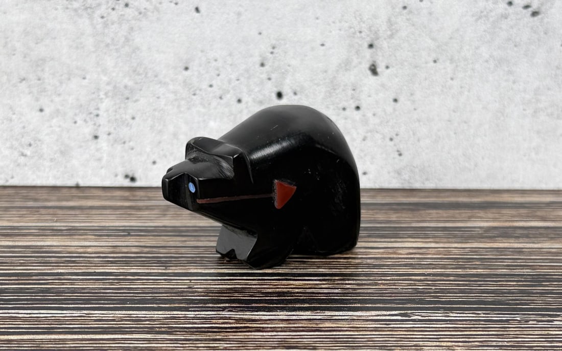 Zuni Carved Jet Heartline Bear Fetish (1 of 4)