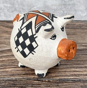 Elizabeth Vallo Acoma Pueblo Pottery Pig