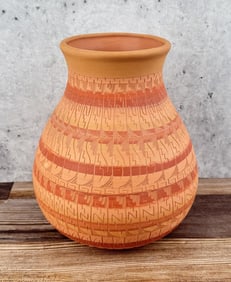 Andy & Fiona Tony Navajo Pottery Vase