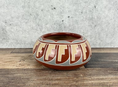 Belen Tapia Santa Clara Pueblo Pot