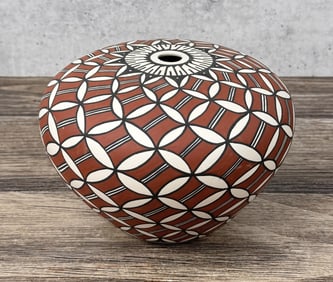 Selina Sancez Acoma Pueblo Seed Jar