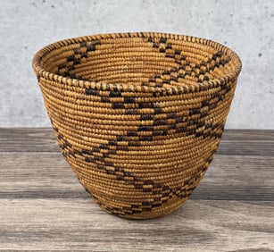 Large Papago Native American Indian Basket
