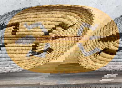 Papago Native American Indian Lizard Basket