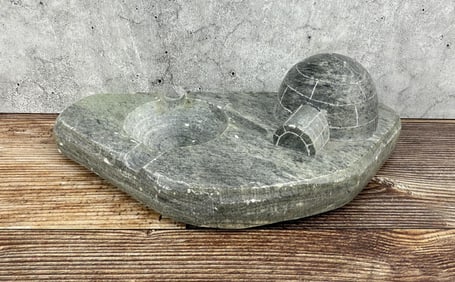 Dimu Inuit Eskimo Soapstone Igloo Ashtray