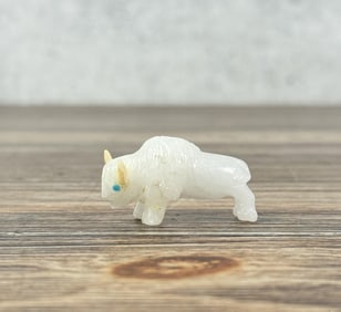 Raybert Kanteena Zuni Carved Buffalo Fetish