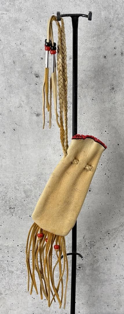 Native American Indian Beaded Medicine Bag (1 of 3)