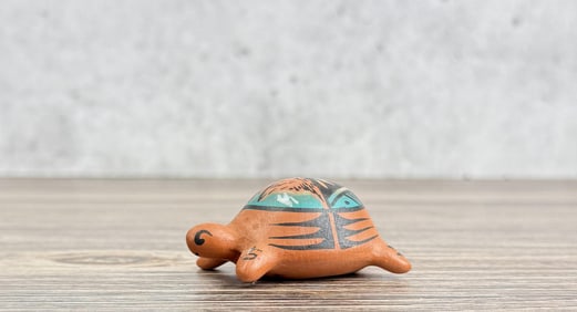 Navajo Pottery Turtle