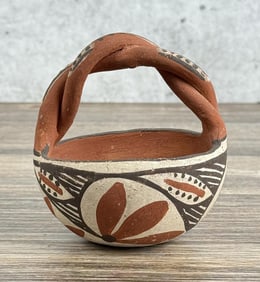 Isleta Pueblo Pottery Basket