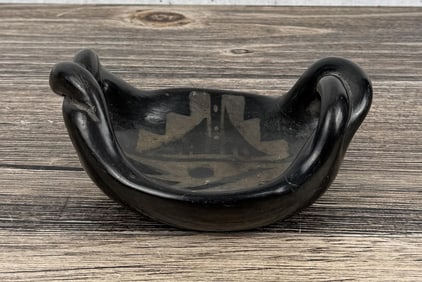 Santa Clara Pueblo Pottery Handled Dish