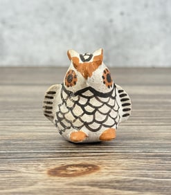 Torivio Acoma Pueblo Pottery Owl