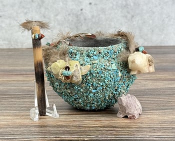 Zuni Pueblo Turquoise Fetish Pot