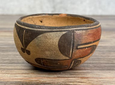 Antique Hopi Indian Pot