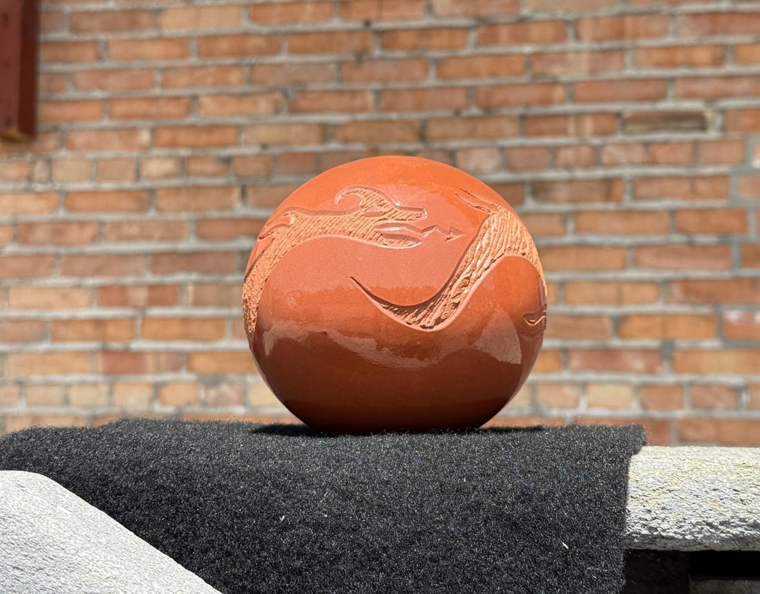 L. Pino Pueblo Pot: 5 1/4" diameter, 4 3/4" tall.