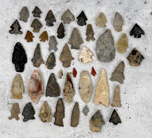 Ancient Native American Indian Arrowheads Tools