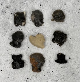 Ancient Native American Indian Arrowheads Tools