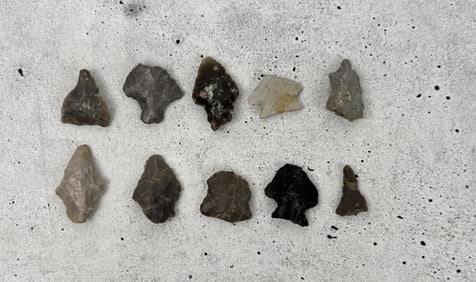 Ancient Native American Indian Arrowheads Tools
