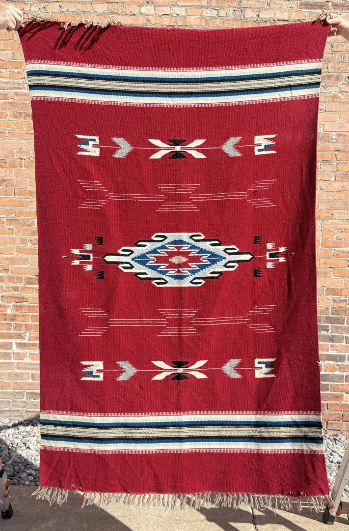 Large 1940s Fred Harvey Era Chimayo Blanket (1 of 4)