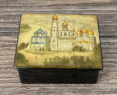 Russian Lacquer Box Moscow Kremlin: 4" by 3 1/2" by 1 3/4".