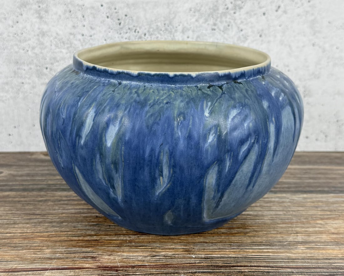 Newcomb College Pottery Sadie Irvine Bowl (1 of 6)