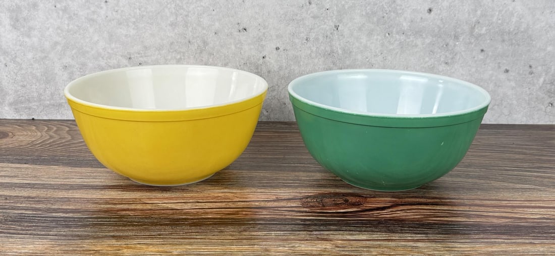 Pyrex Primary Color Mixing Bowls: Both are 403.